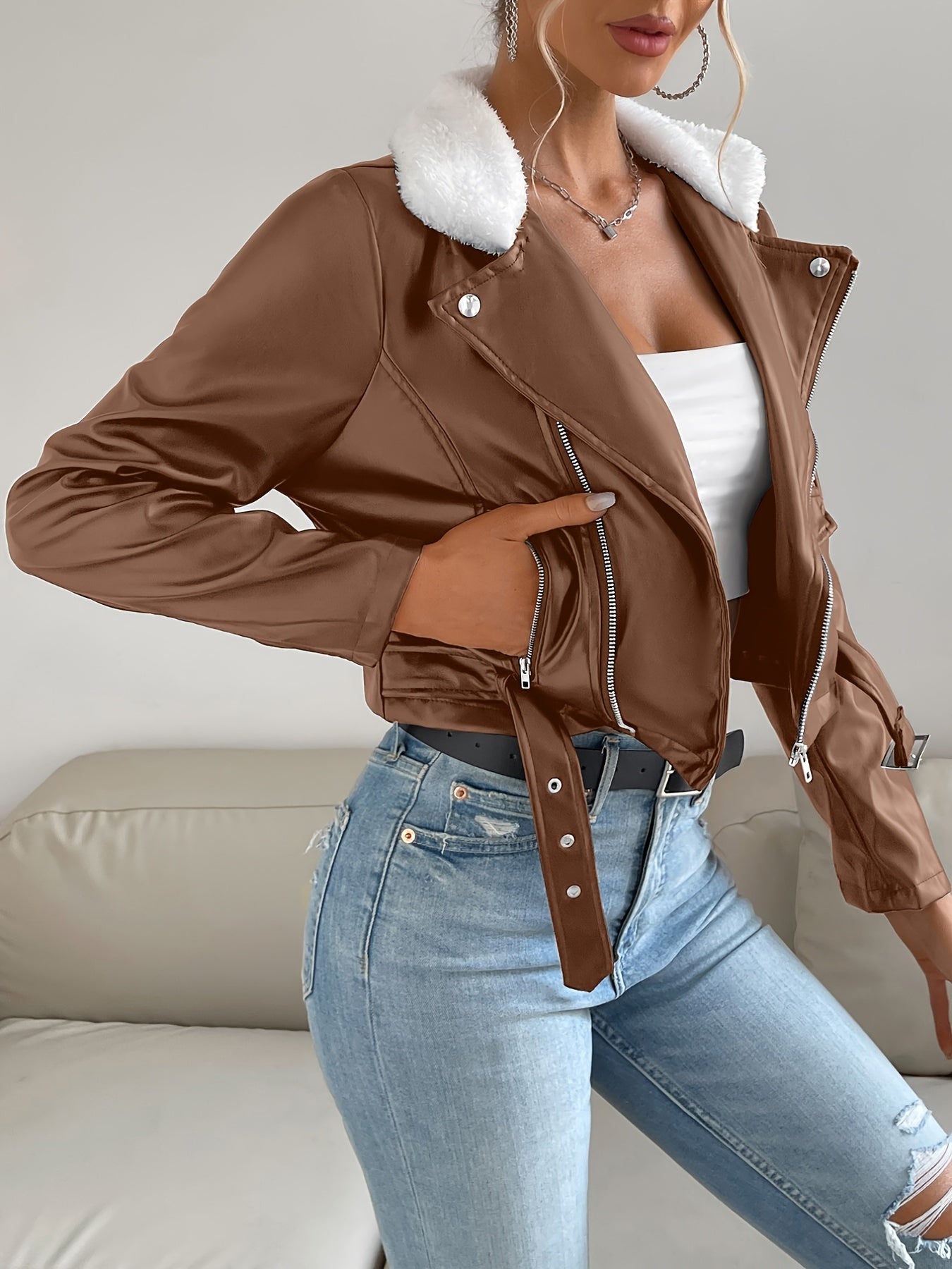 La Rebelle – Belle & Lace